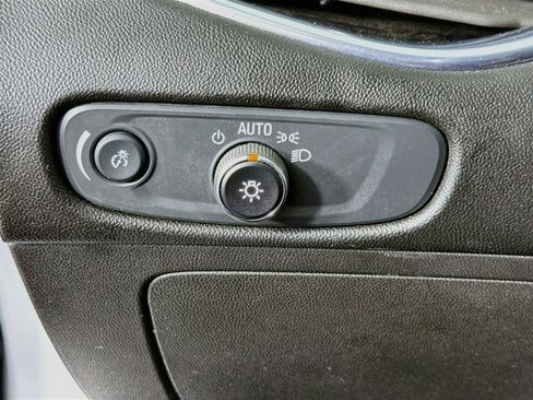 Used 2024 Chevrolet Malibu LT FWD image 16