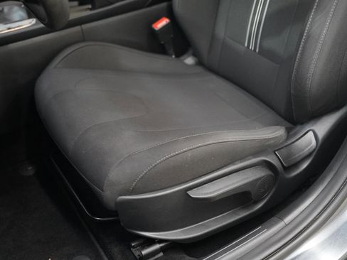 Used 2023 Hyundai Elantra SEL FWD image 26