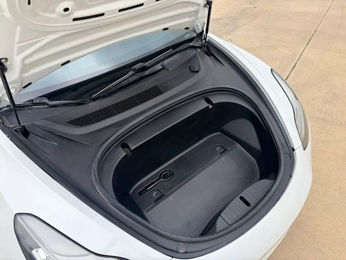 Used 2020 Tesla Model 3 Standard Range RWD image 19
