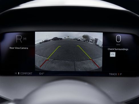 Used 2024 McLaren 750S image 70