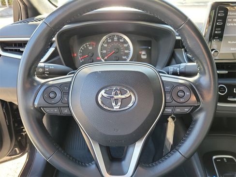 Used 2020 Toyota Corolla SE image 18