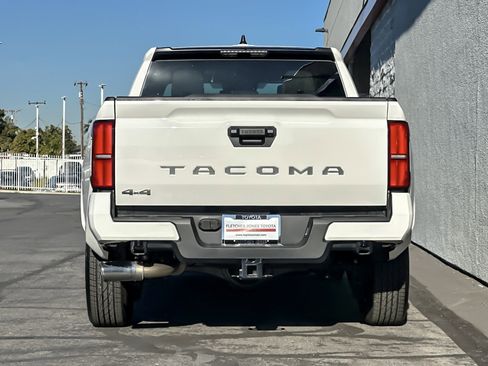 Certified 2025 Toyota Tacoma SR5 image 4