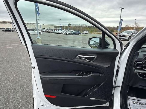 Used 2023 Kia Sportage X-Line AWD/4WD image 24