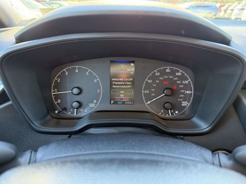 Used 2025 Toyota Corolla SE image 28