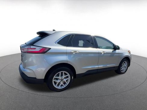 Used 2024 Ford Edge SEL AWD/4WD image 15