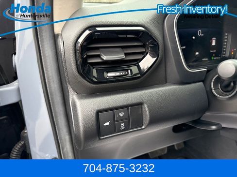 Used 2025 Honda Pilot Elite image 23