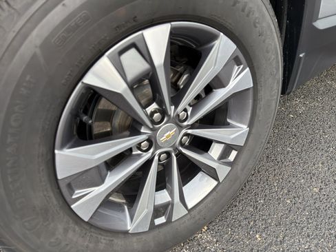 Used 2026 Chevrolet Equinox LT w/ Convenience Package II image 11