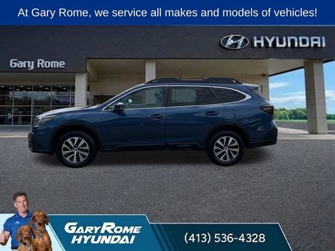 Used 2022 Subaru Outback Premium AWD/4WD image 2