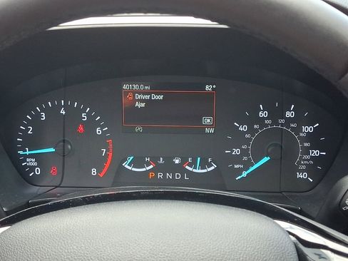 Used 2022 Ford Escape SE w/ SE Sport Appearance Package image 24