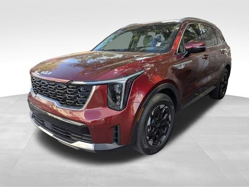 Certified 2025 Kia Sorento S image 9