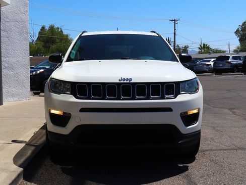 Used 2018 Jeep Compass Sport AWD/4WD image 16
