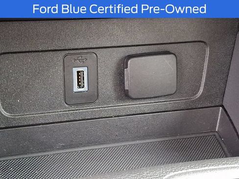 Certified 2018 Ford Escape Titanium AWD/4WD image 30