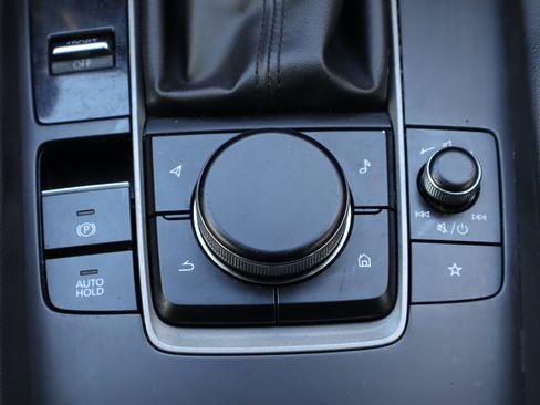 Certified 2022 MAZDA MAZDA3 s image 22