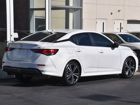 Used 2023 Nissan Sentra SR w/ Trunk Package image 7