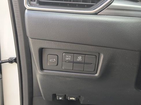 Used 2018 MAZDA CX-5 Touring w/ Preferred Equipment Package image 12