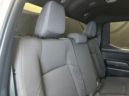 Used 2024 Toyota Tacoma SR5 AWD/4WD image 19