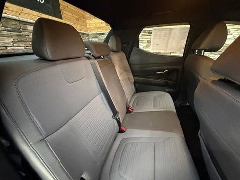 Used 2023 Hyundai Santa Cruz SEL w/ Winter Package AWD/4WD image 32