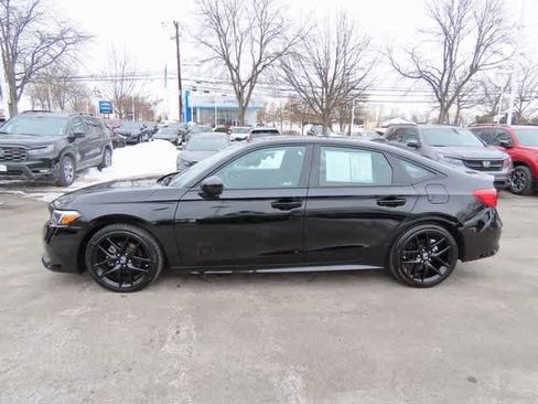 Certified 2024 Honda Civic Sport image 3