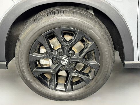Certified 2024 Honda HR-V Sport image 29
