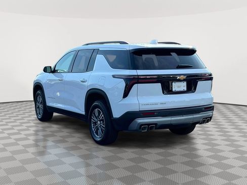 Used 2026 Chevrolet Traverse LT AWD/4WD image 5