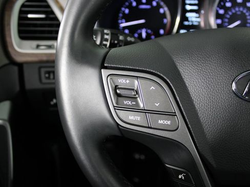 Used 2019 Hyundai Santa Fe XL SE w/ SE Premium Package 02 FWD image 23