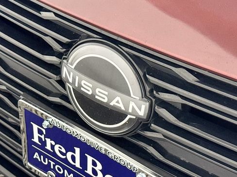 Used 2024 Nissan Altima 2.5 SV FWD image 42