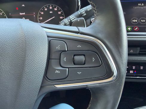 Used 2023 Buick Envision Preferred AWD/4WD image 15