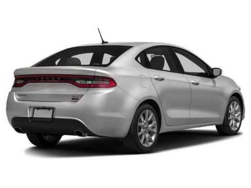 Used 2015 Dodge Dart SXT image 2