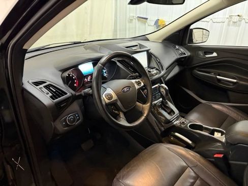 Used 2015 Ford Escape Titanium AWD/4WD image 29