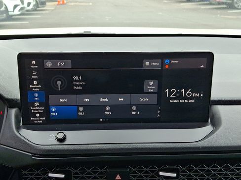 Used 2023 Honda Accord EX-L image 17