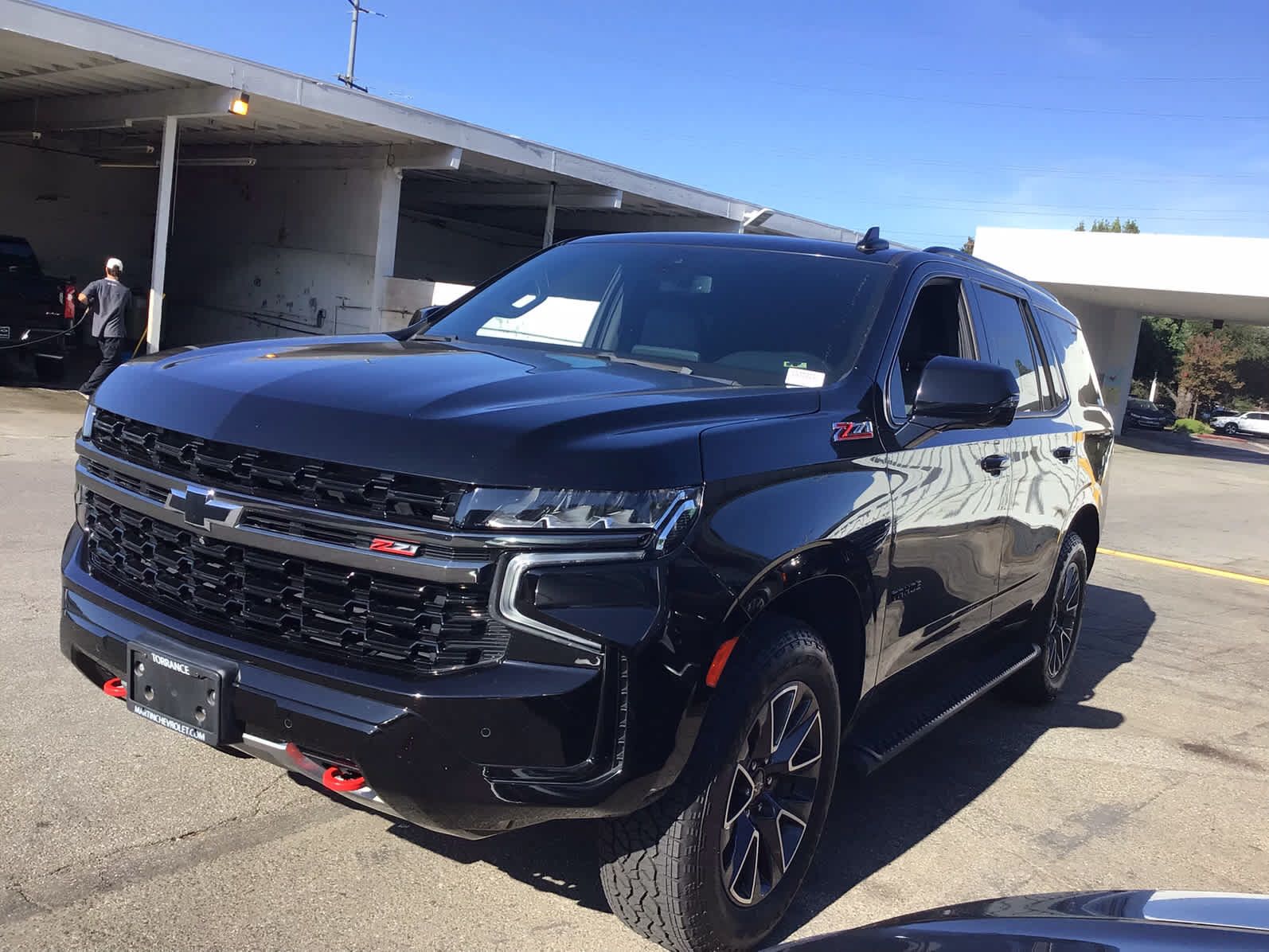 Used 2022 Chevrolet Tahoe Z71 w/ Z71 Off-Road Package AWD/4WD image 2
