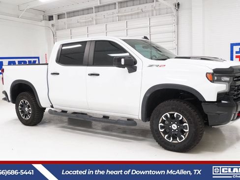 Used 2024 Chevrolet Silverado 1500 ZR2 w/ Technology Package AWD/4WD image 4