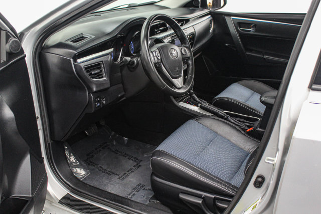 Used 2015 Toyota Corolla S FWD image 11