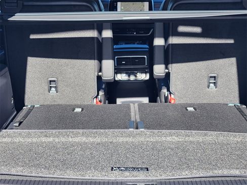 New 2026 Volkswagen Atlas SEL Premium R-Line image 24