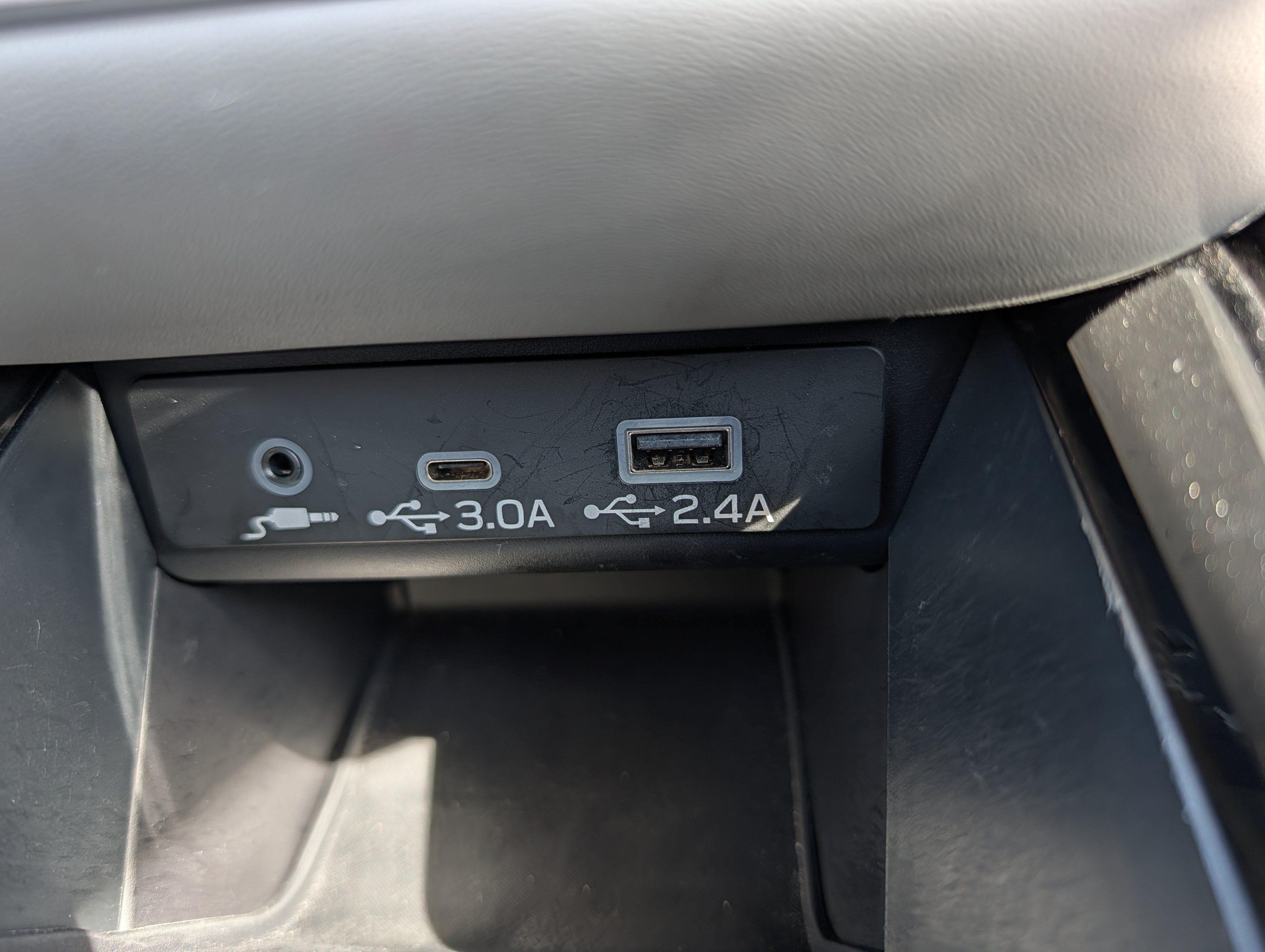 Certified 2024 Subaru Outback Limited AWD/4WD image 33