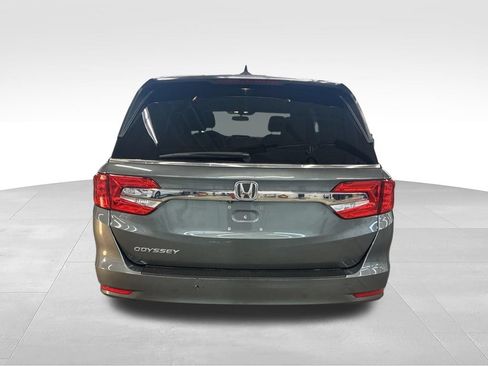 Used 2018 Honda Odyssey EX image 5