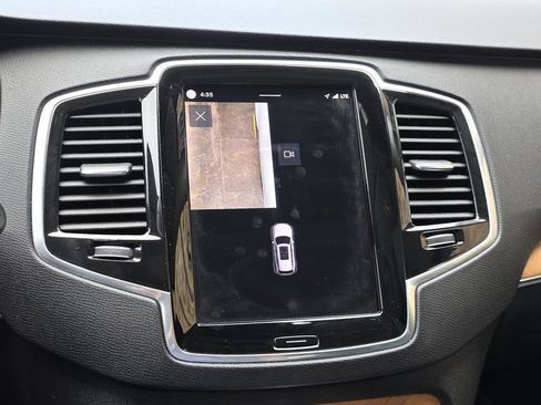 Used 2023 Volvo XC90 T8 Plus AWD/4WD image 17