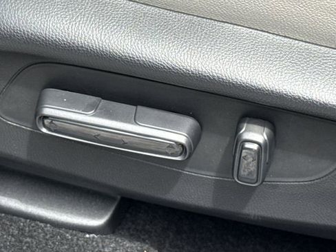 New 2026 Honda HR-V EX-L image 25