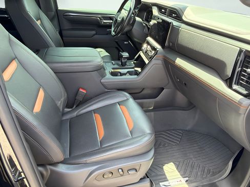 Used 2023 GMC Sierra 1500 AT4 w/ AT4 Preferred Package AWD/4WD image 22