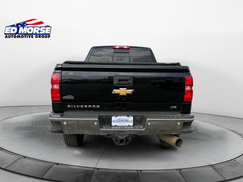 Used 2018 Chevrolet Silverado 3500 LTZ w/ Duramax Plus Package AWD/4WD image 4