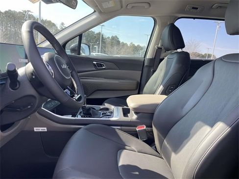 New 2026 Kia Carnival EX image 3