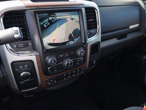 Used 2016 RAM 3500 Laramie image 15
