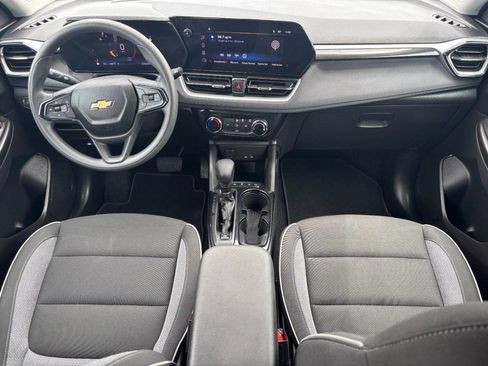 Certified 2025 Chevrolet TrailBlazer LT AWD/4WD image 11