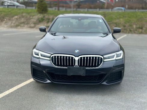 Used 2023 BMW 530i xDrive w/ M Sport Package AWD/4WD image 9
