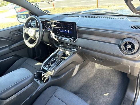 Used 2024 Chevrolet Colorado Trail Boss image 12