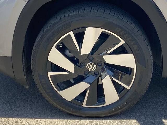 Used 2024 Volkswagen Atlas Cross Sport SE FWD image 29