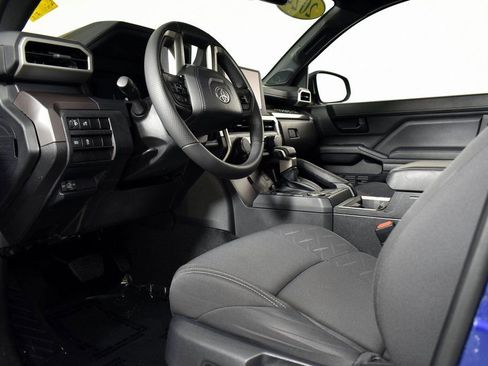 Used 2024 Toyota Tacoma SR5 w/ SR5 Upgrade Package image 16