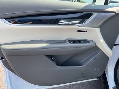 Used 2024 Cadillac XT6 Premium Luxury w/ LPO, Floor Liner Package AWD/4WD image 11