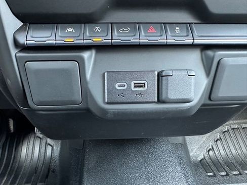 New 2025 GMC Sierra 1500 Pro w/ Pro Value Package image 33