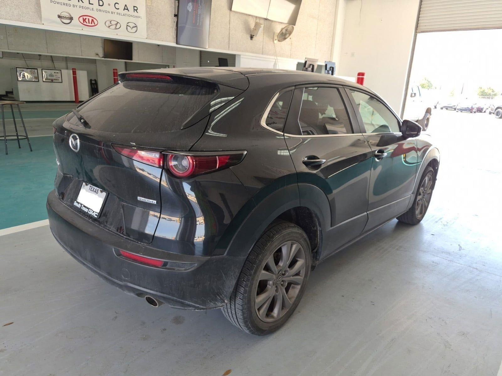 Used 2021 MAZDA CX-30 FWD 2.5 S w/ Select Package image 2